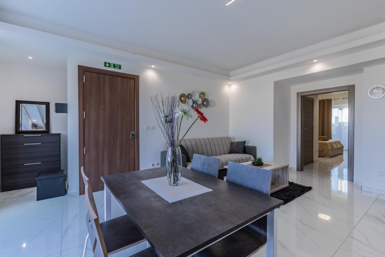 Terrace View- A Charming Two Bedrooms Penthouse Ac-Wifi Msida Exterior foto